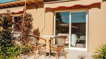 In-room safe, desk, free WiFi, wheelchair access