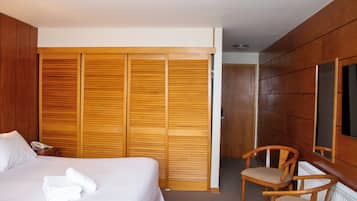 Standard Quadruple Room | Free WiFi, wheelchair access