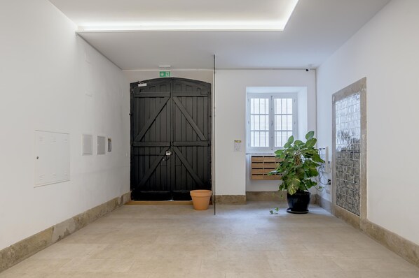 Apartment | 1 bedroom - Bairro Alto Garden With A View by Homing (Lisbon)