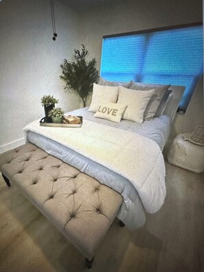 3 多间卧室、熨斗/熨衣板、WiFi、床单