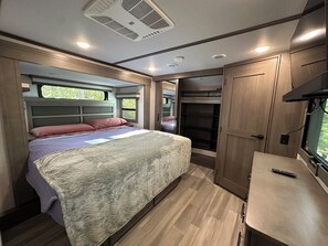 2 habitaciones y ropa de cama 