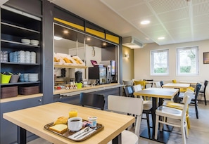Dining - B B Hotel Tours Centre Commercial La Petite Arche Hotel (Tours)