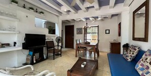 Superior House, Patio | Living area - Cómoda casa en centro histórico (Cartagena)