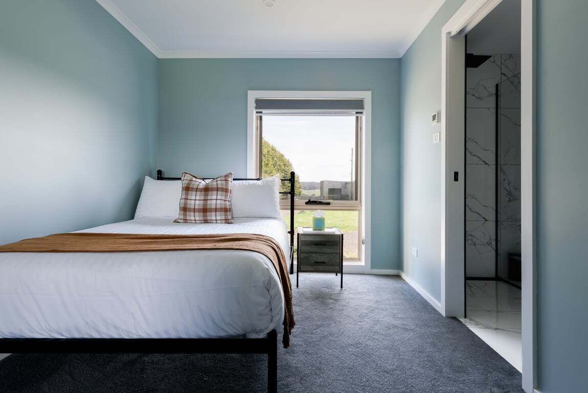 2 makuuhuonetta, silitysrauta/-lauta, Wi-Fi, vuodevaatteet