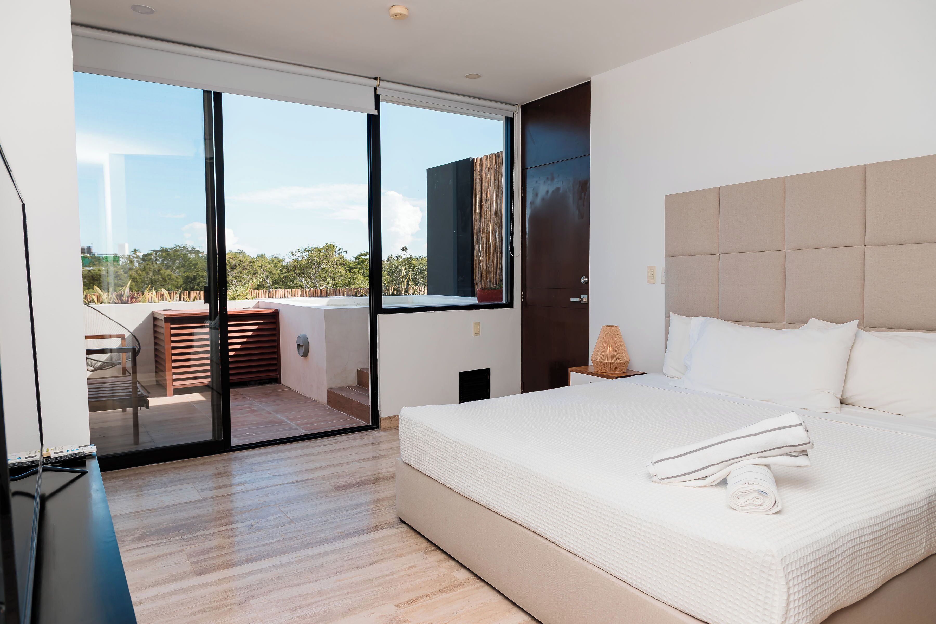 Departamento Deluxe, 2 habitaciones, patio, vista a la ciudad | Wifi gratis 