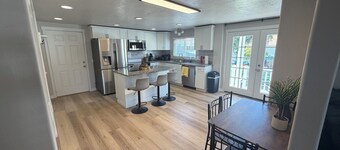 Lehi getaway w/hot tub, pickleball, fire pit & game room near Silicon Slopes