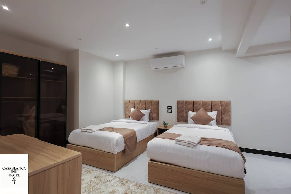 Twin Room, Balcony | In-room safe, free WiFi