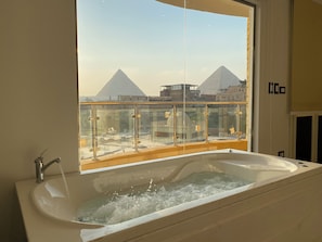 Junior Suite, Desert view | In-room safe, free WiFi