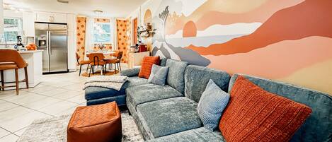 Smart-TV, Kamin, Videospiele, Tischfußball