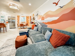 Smart-TV, Kamin, Videospiele, Tischfußball