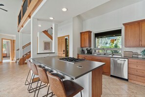 微波炉、烤箱、炉灶、洗碗机