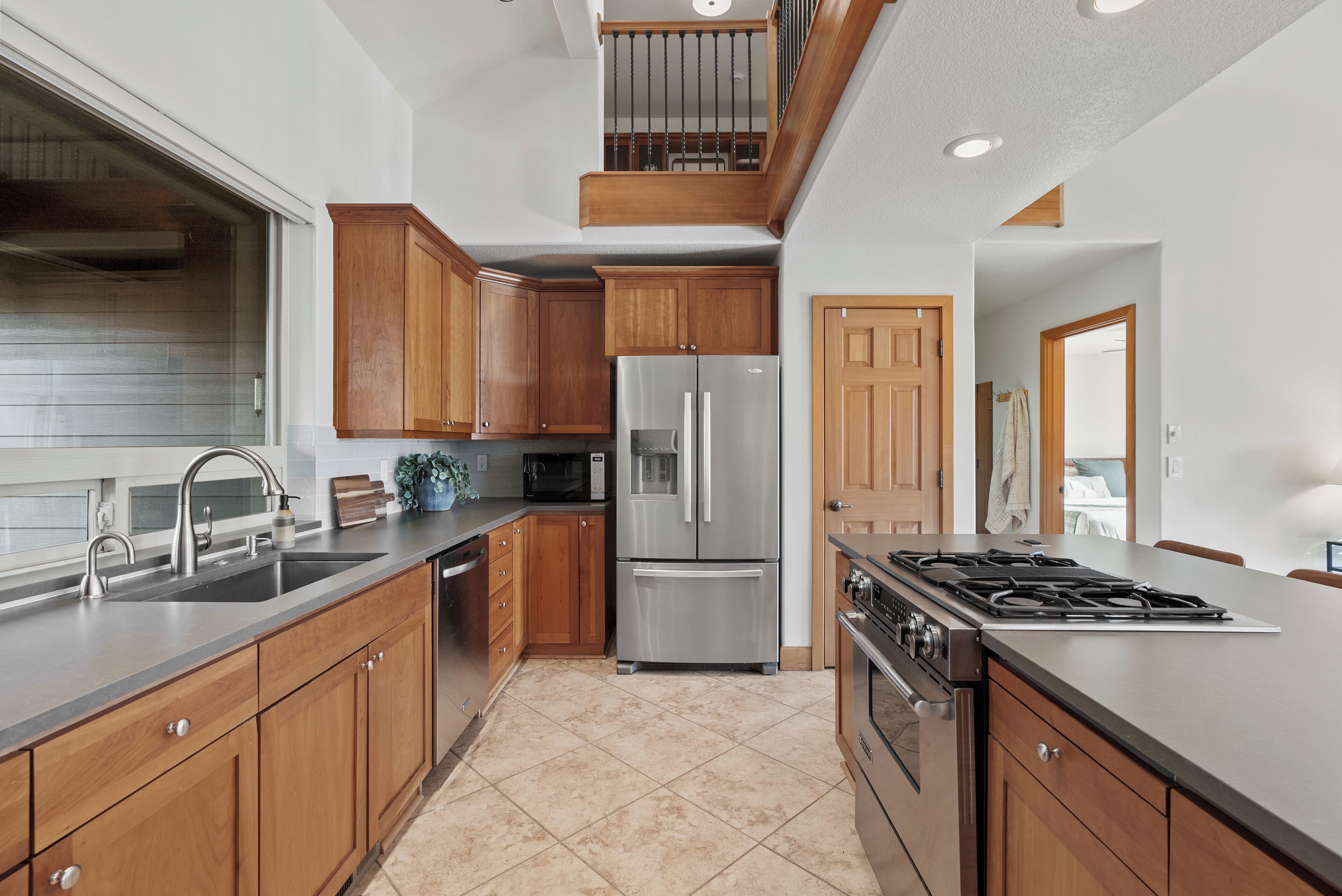 微波炉、烤箱、炉灶、洗碗机