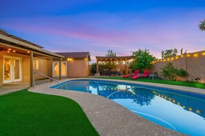 Outdoor pool, a heated pool