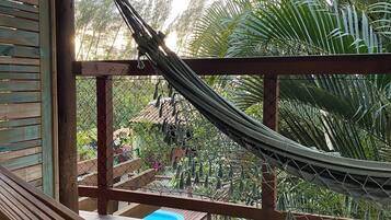 Suíte luxo, varanda coberta, vista para o mar | Wi-Fi de cortesia