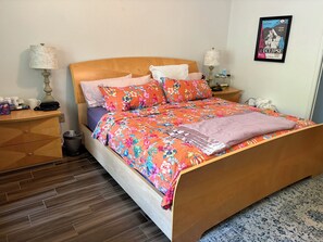 2 bedrooms, WiFi, bed sheets