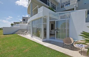 Exterior - Beachfront, Sea Views, WiFi, Fireplace, 1-Min Walk (Cape Town)