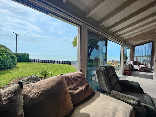 Justavacation Beachfront Bach