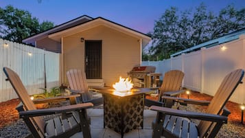 Family House, Garden View | Terrace/patio