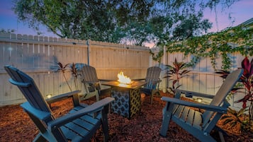 コンフォート モバイルホーム 2 ベッドルーム ガーデンビュー | テラス / パティオ