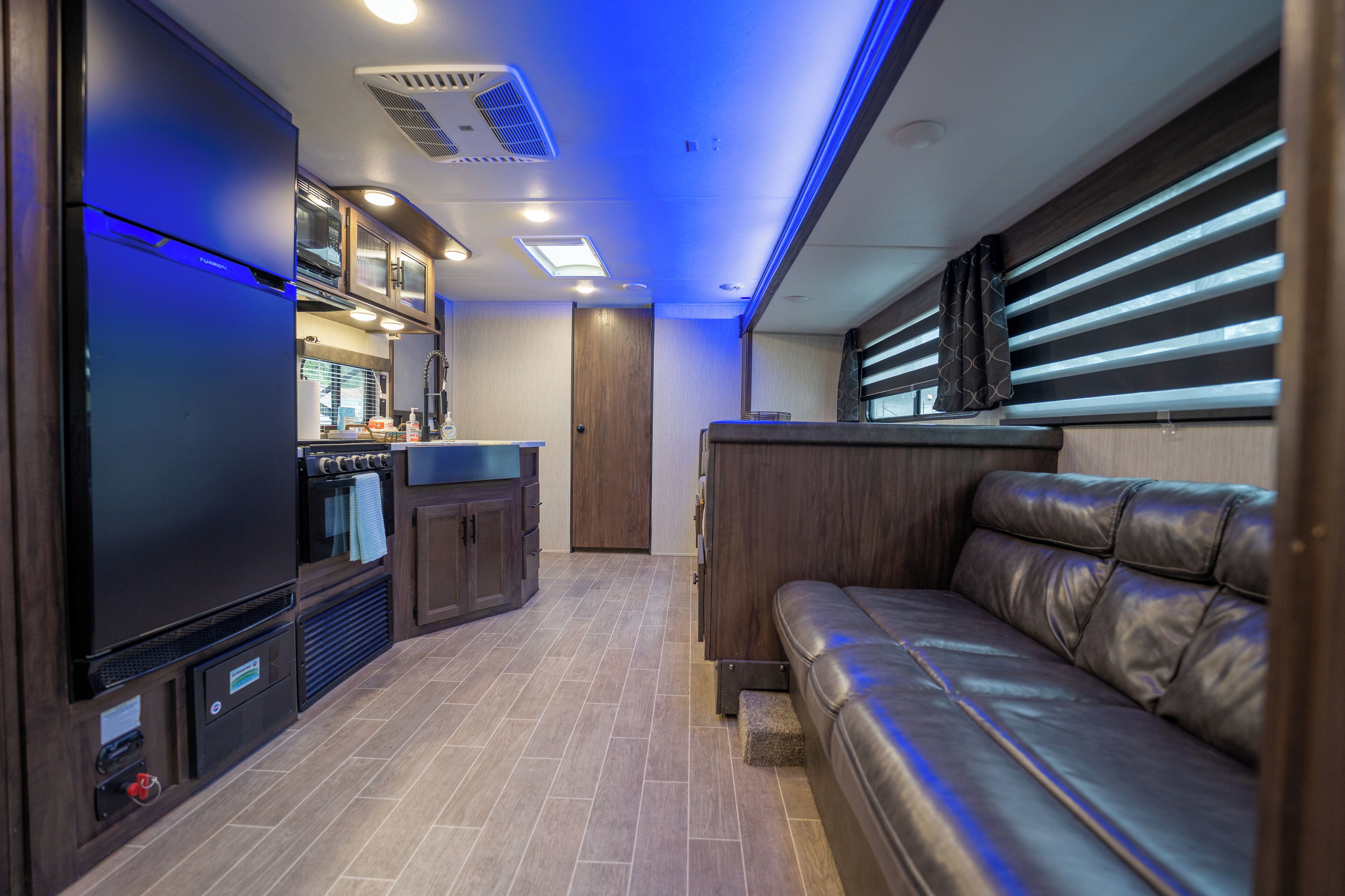 Mobil enhet - Comfort - 2 sovrum - utsikt mot trädgården | Vardagsrum