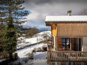 Terrace/patio - Chalet Mushy - Stay for 10 with a terrace and garden - OVO Network (Samoëns)