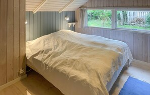 2 bedrooms, travel crib, free WiFi - 2 bedroom stunning home in Martofte (Martofte)