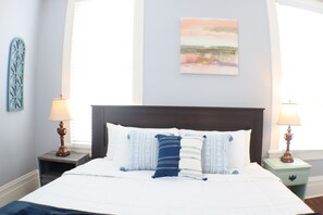 4 soverom, skrivebord, strykejern/-brett og wi-fi (inkludert)