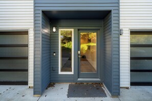 تفاصيل الفندق من الخارج