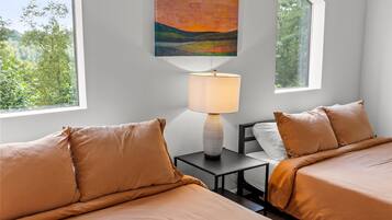 4 bedrooms, WiFi, bed sheets