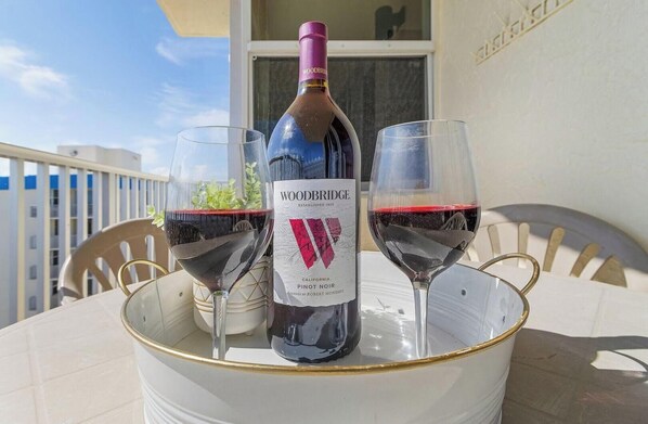 Unclassified image, 1 of 12, button