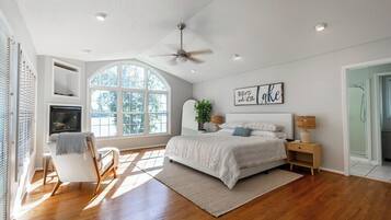 4 chambres, fer et planche à repasser, Wi-Fi, draps fournis