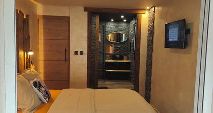 Appartement design et chaleureux en centre ville situé entre lac et montagne