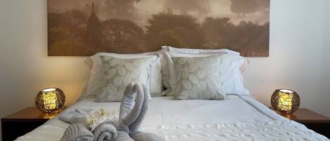 2 bedrooms, iron/ironing board, travel cot, free WiFi