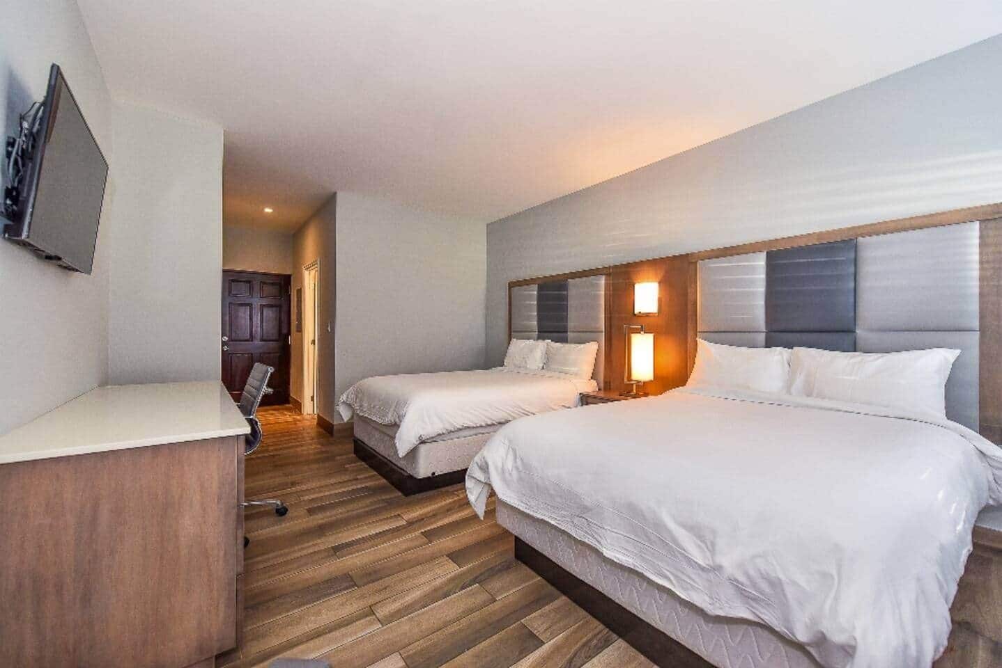 WiFi, bed sheets