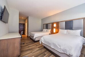 WiFi, bed sheets - Hidden Haven I - 2 Bed Studio (The Bight Settlement)