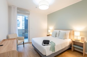 Appartement 2 chambres | Berços grátis, Wi-Fi de cortesia, roupa de cama