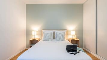 Cunas gratuitas, wifi gratis y ropa de cama