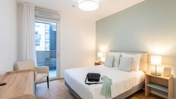 Appartement 2 chambres | Berços grátis, Wi-Fi de cortesia, roupa de cama