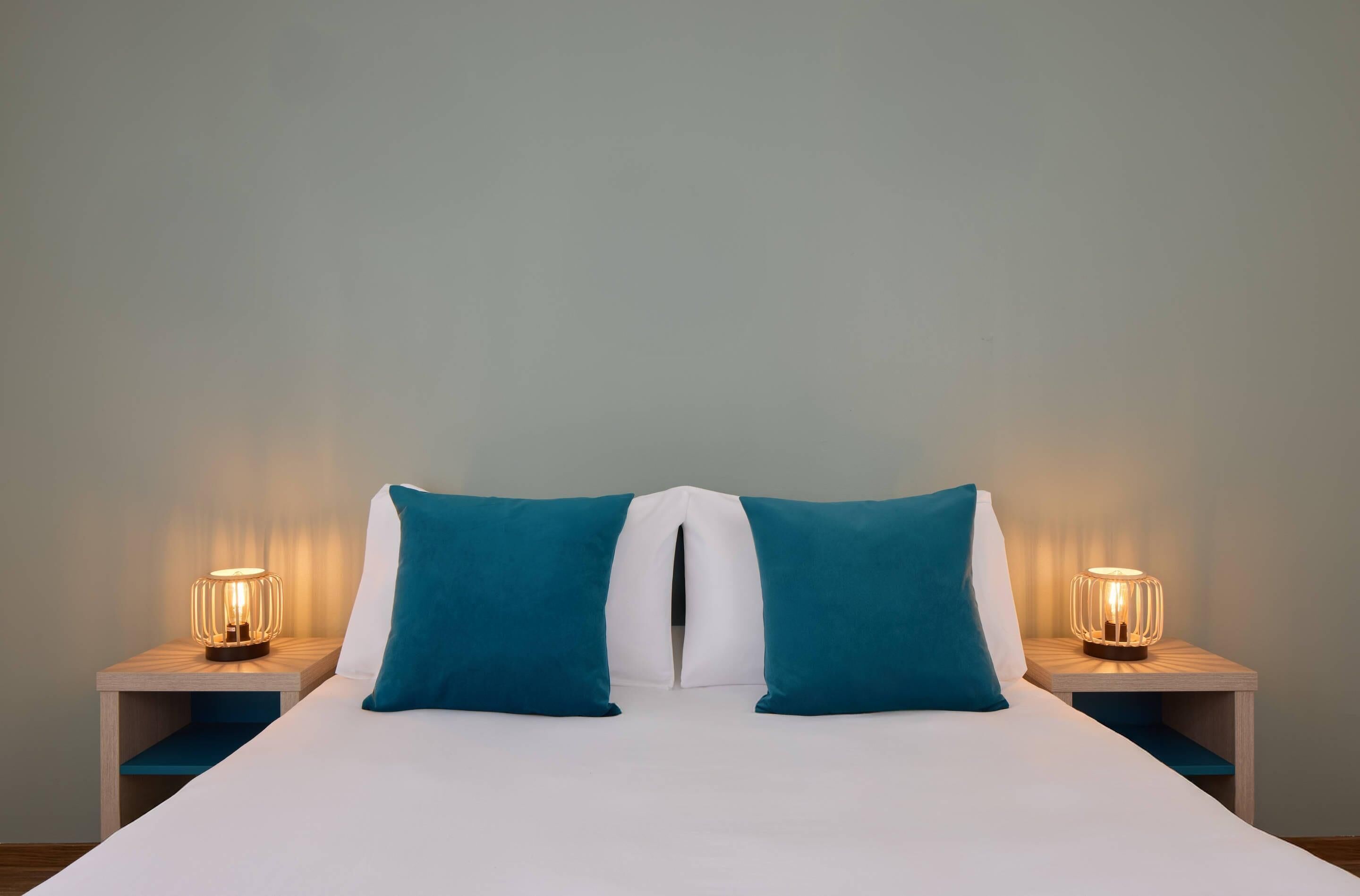 Cunas gratuitas, wifi gratis y ropa de cama 