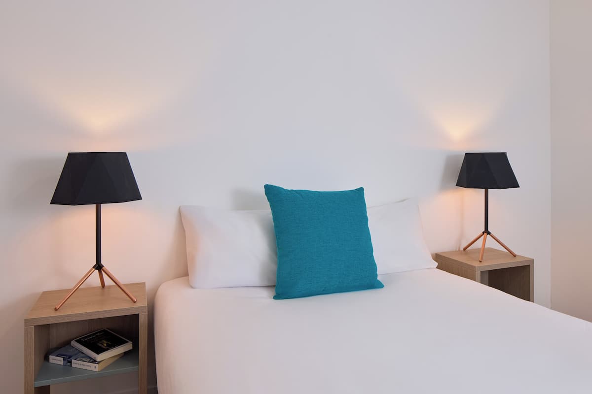 One-Bedroom Apartment | Free cribs/infant beds, free WiFi, bed sheets