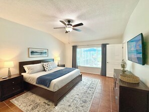 3 soverom, skrivebord, strykejern/-brett og wi-fi (inkludert)