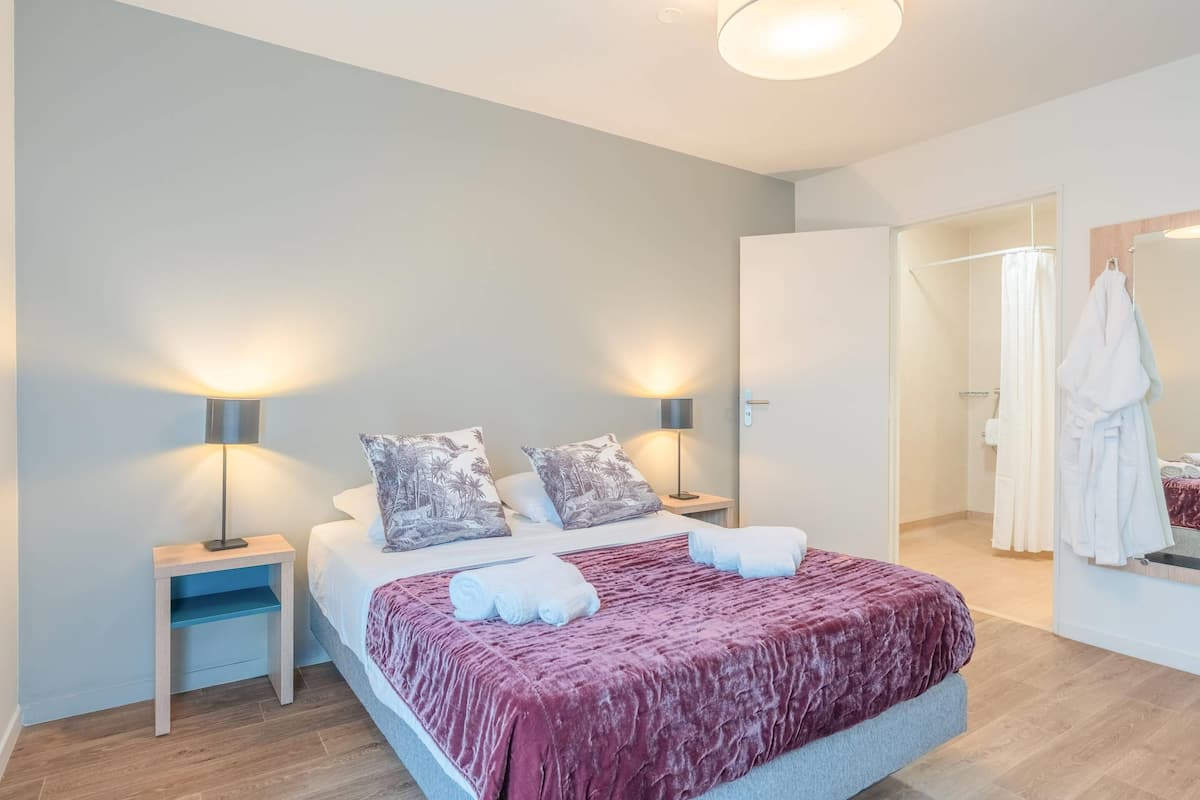 Appartement 2 chambres | 免費嬰兒床、免費 Wi-Fi、床單