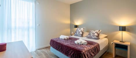 Lits bébé (gratuits), Wi-Fi gratuit, draps fournis