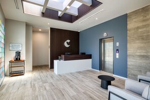 Lobby - Comfort Suites Tijuana (Tijuana)