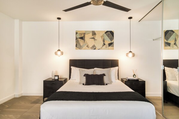 Apartment, 1 Queen Bed (Larger Room)