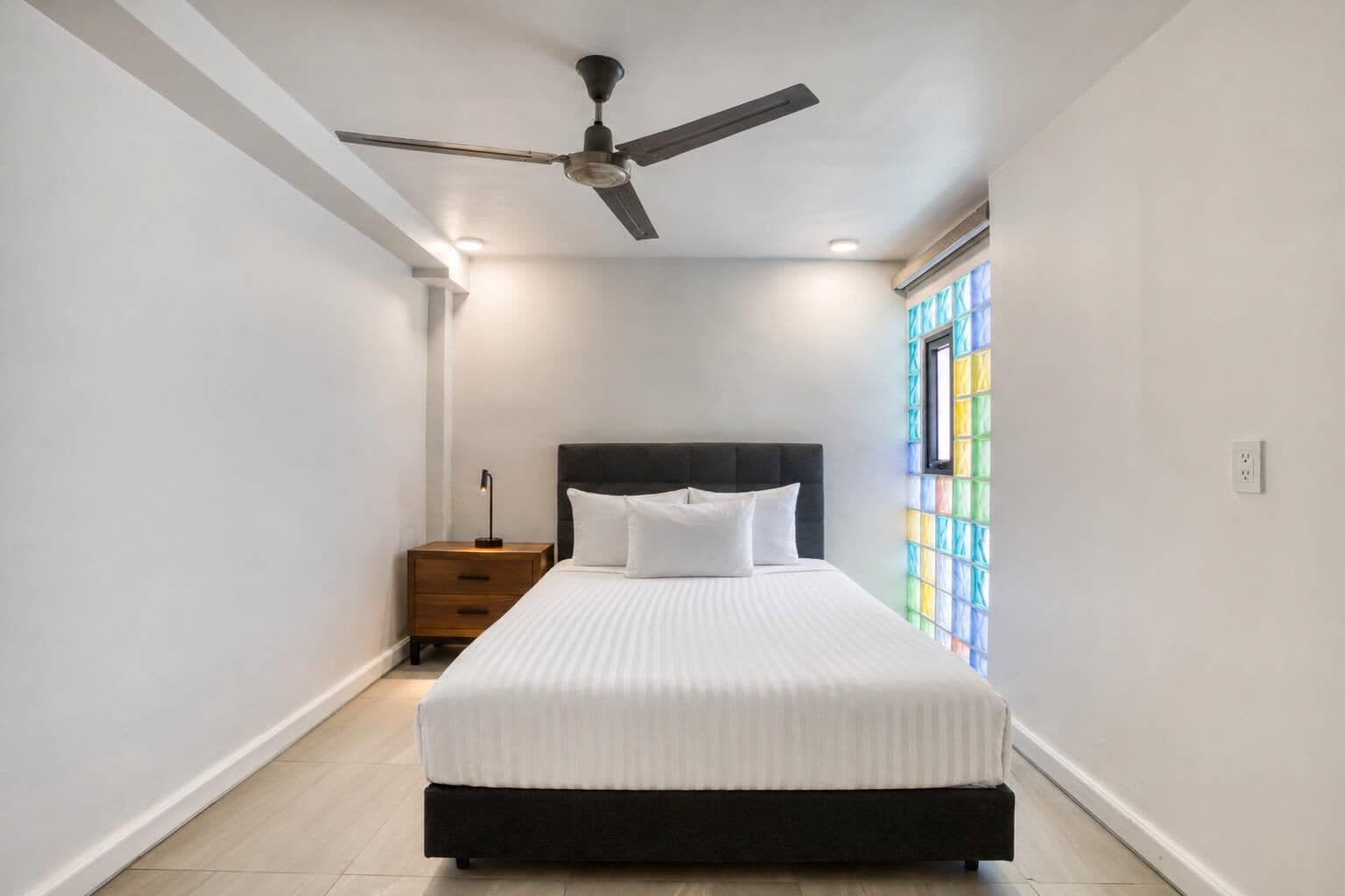 Apartment, 1 Queen Bed | Individually decorated, individually furnished, laptop workspace