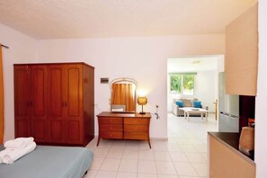 1 bedroom, iron/ironing board, WiFi, bed sheets - Dani's House (Ialysos)