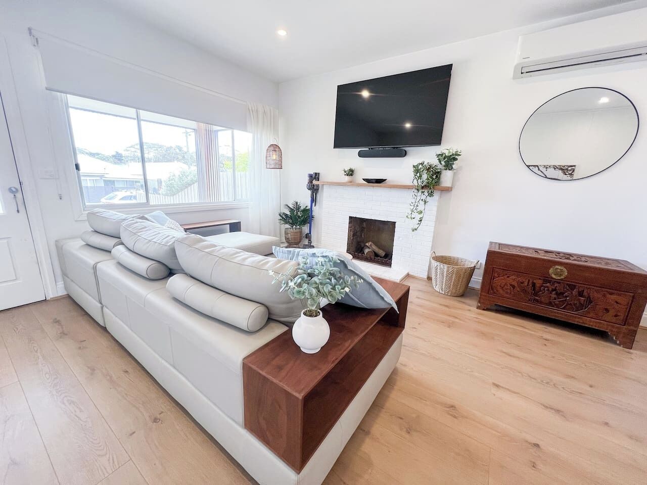 Fernseher, Stereoanlage