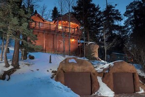 Exterior - Slopeside Retreat, great location, 3x2 promo! (Big Bear Lake)