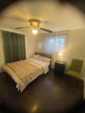 3 多间卧室、熨斗/熨衣板、WiFi、床单